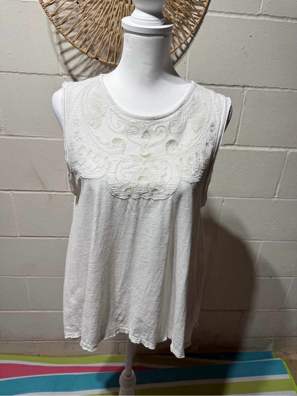 Free People White Sleeveless Lace Yoke Tank